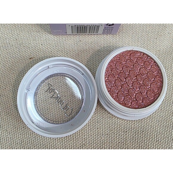 Shimmer & Glitter Eyeshadow Bundle – Urban Decay, ColourPop, Pixi, Juvia’s Place - Picture 10 of 16